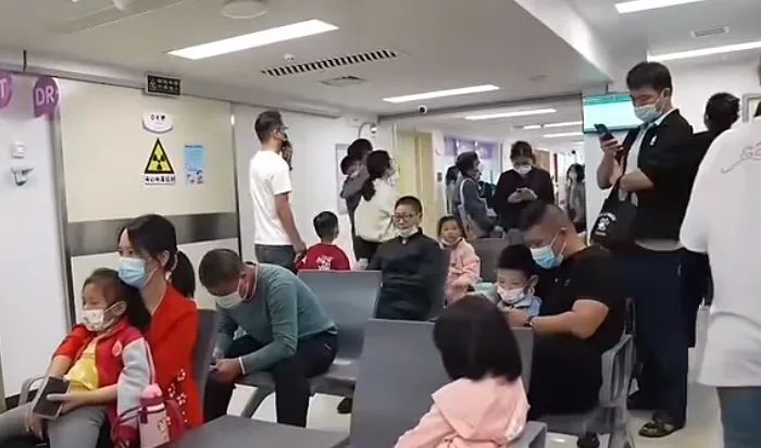 东莞多所医院塞爆了！排号去到几百位！