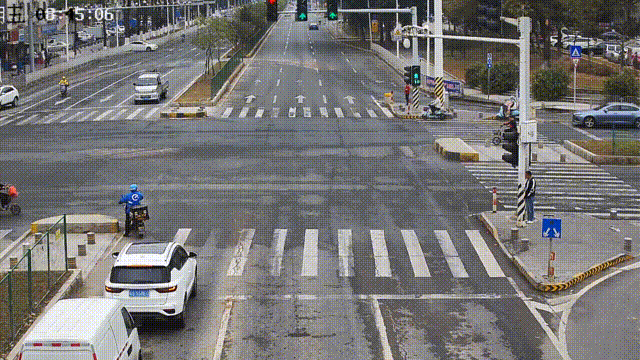 突然！东莞路边惊现多人排长队，到底怎么回事？