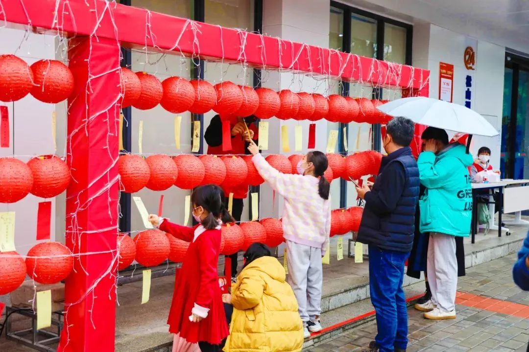 东莞也有打铁花啦！这份闹元宵攻略，速看→