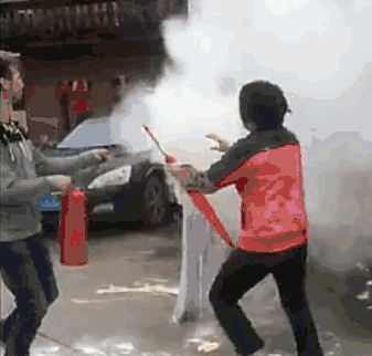 凌晨3点，东莞一女生怒发朋友圈：我发誓再也不当伴娘了！