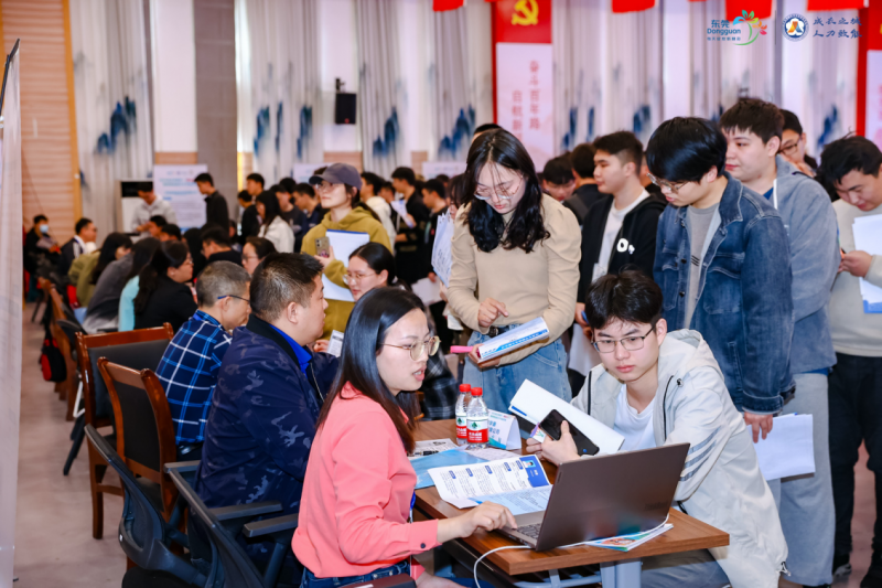 引领未来，名企名校汇聚河南，共筑辉煌