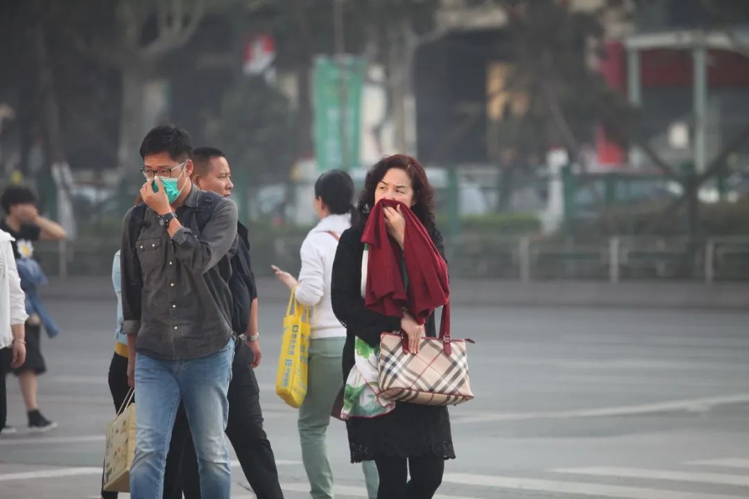“恶心、想吐”，东莞街头很多人闻到了！原因是...