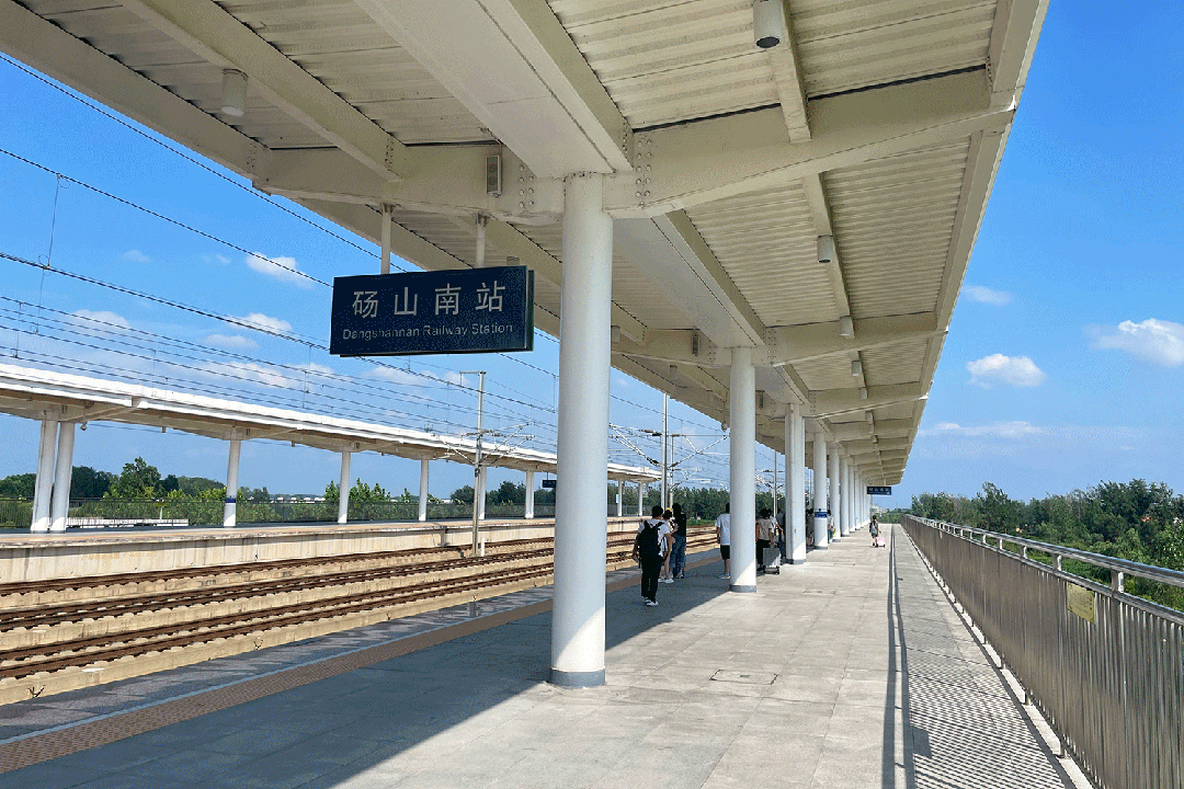 『砀山老树酥梨』脆甜多汁，细腻无渣！26.9/5斤！一口鲜梨，驱散大汗淋漓的疲惫，吃完喉咙水润舒服！