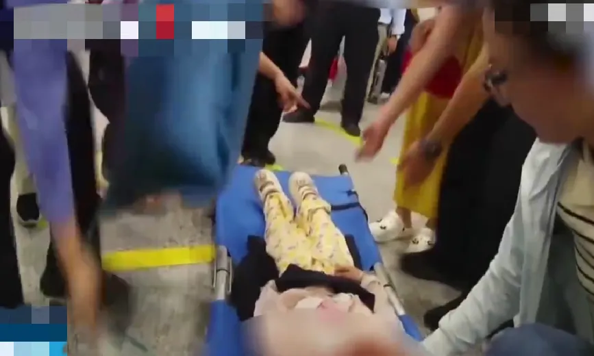 广东返程高峰开启！千万别这样“遛娃”，有孩子抢救十几分钟才恢复意识！更多提醒→