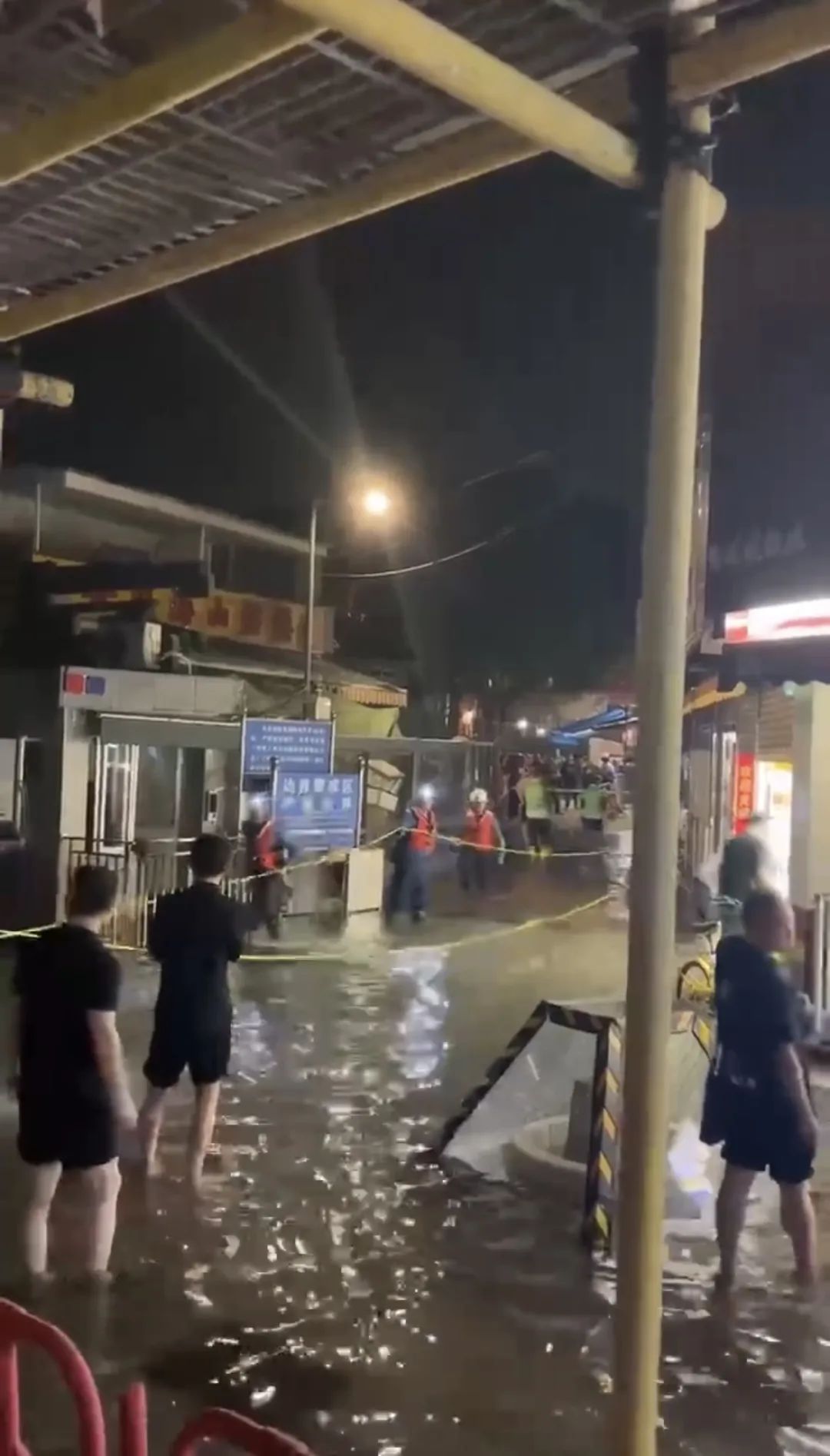 广东多地发生海水倒灌！