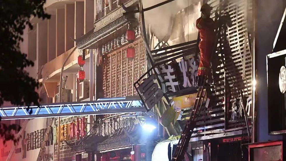 东莞一出租屋突发爆炸 幸无人受伤