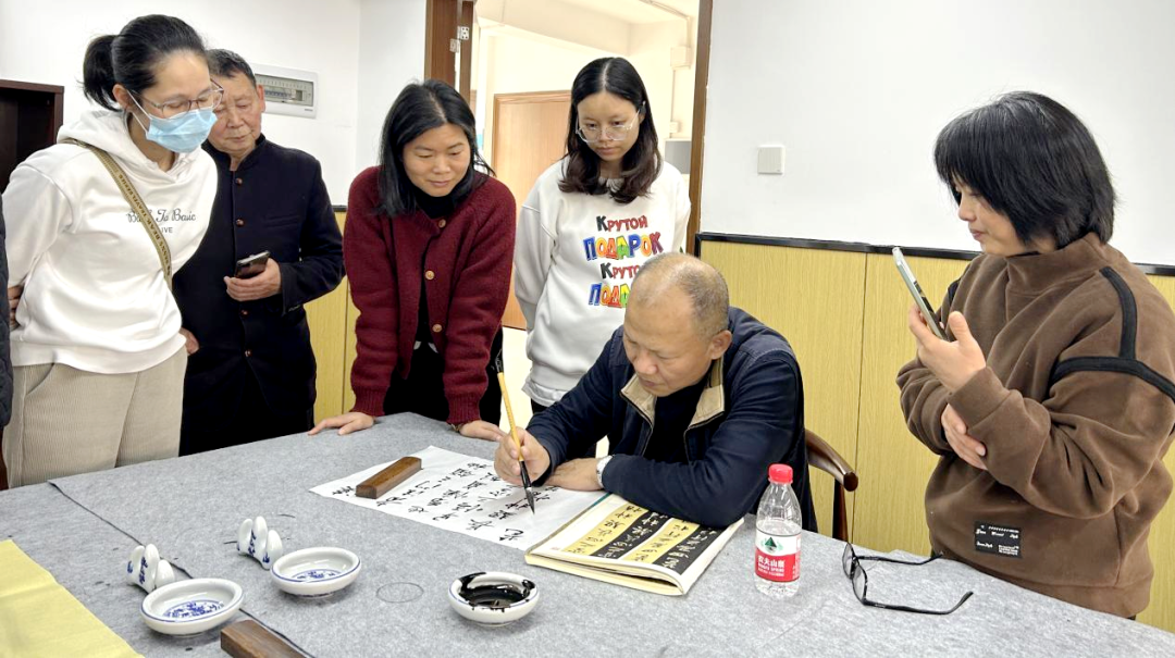教育部推介！南城免费“成人托管班”凭实力出圈啦！