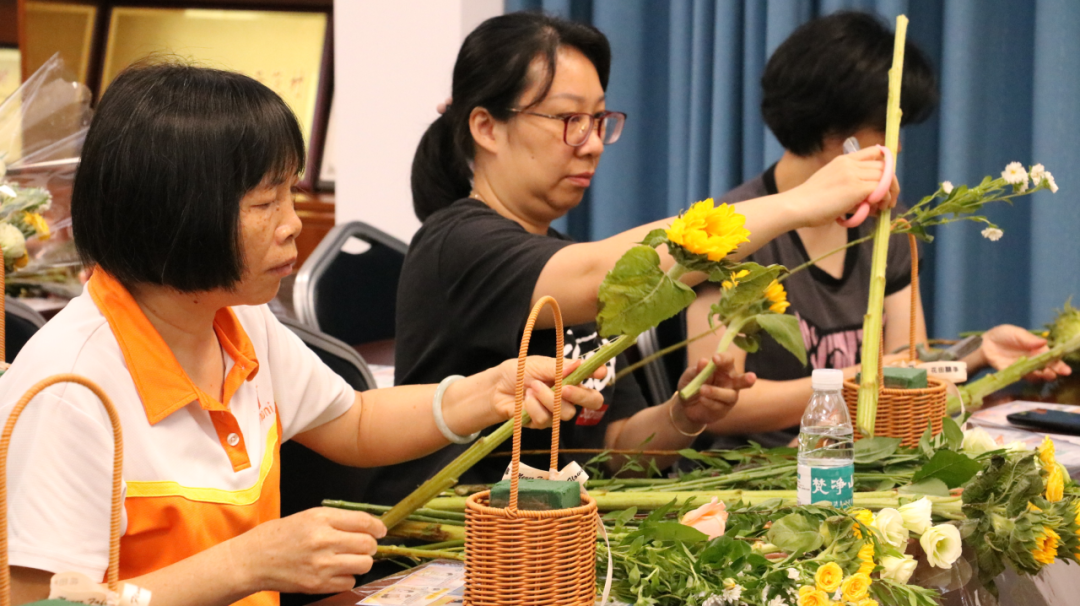 教育部推介！南城免费“成人托管班”凭实力出圈啦！