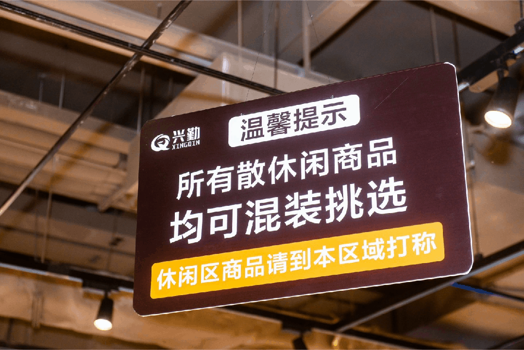 人山人海预警!终于开到东莞了!网友羡慕哭了.....