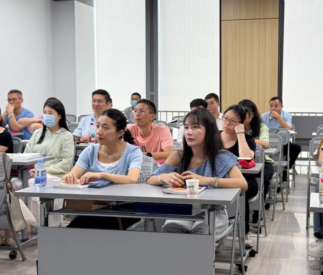 025年东莞成人高考招生报名开始啦！最高补贴6020元！在职可报名！"